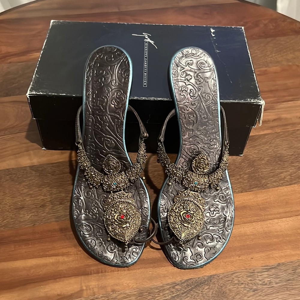 Giuseppe Zanotti flat sandals